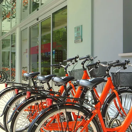 Domino & Szálloda Lido di Jesolo