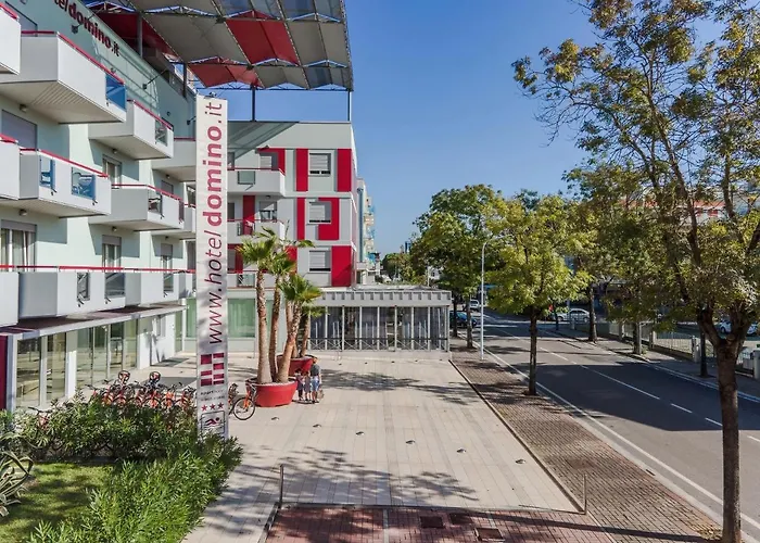 Hotel Domino & 3*