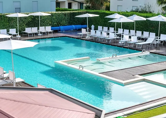 Hotel Domino & 3*
